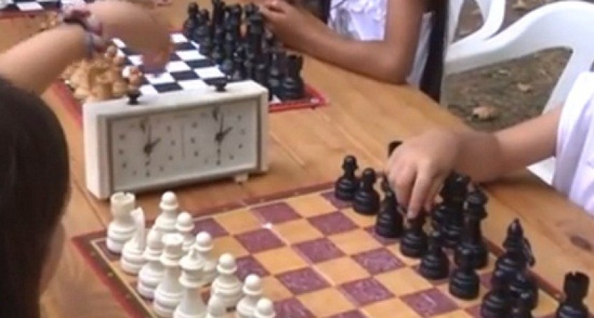 Primera jornada de ajedrez al aire libre